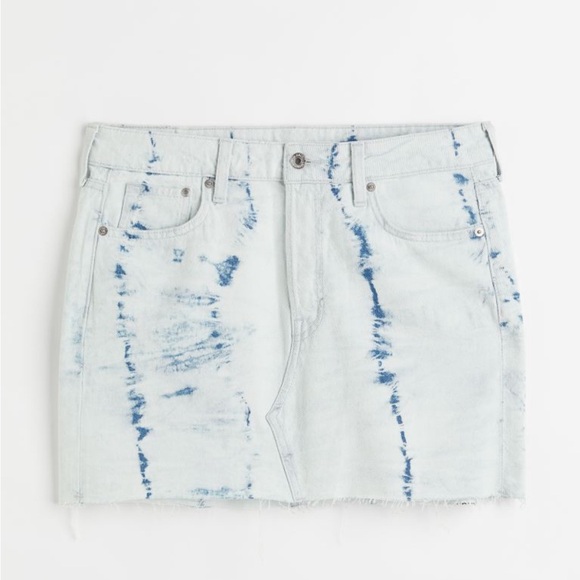 NWT H&M Mini Skirt - Picture 2 of 3